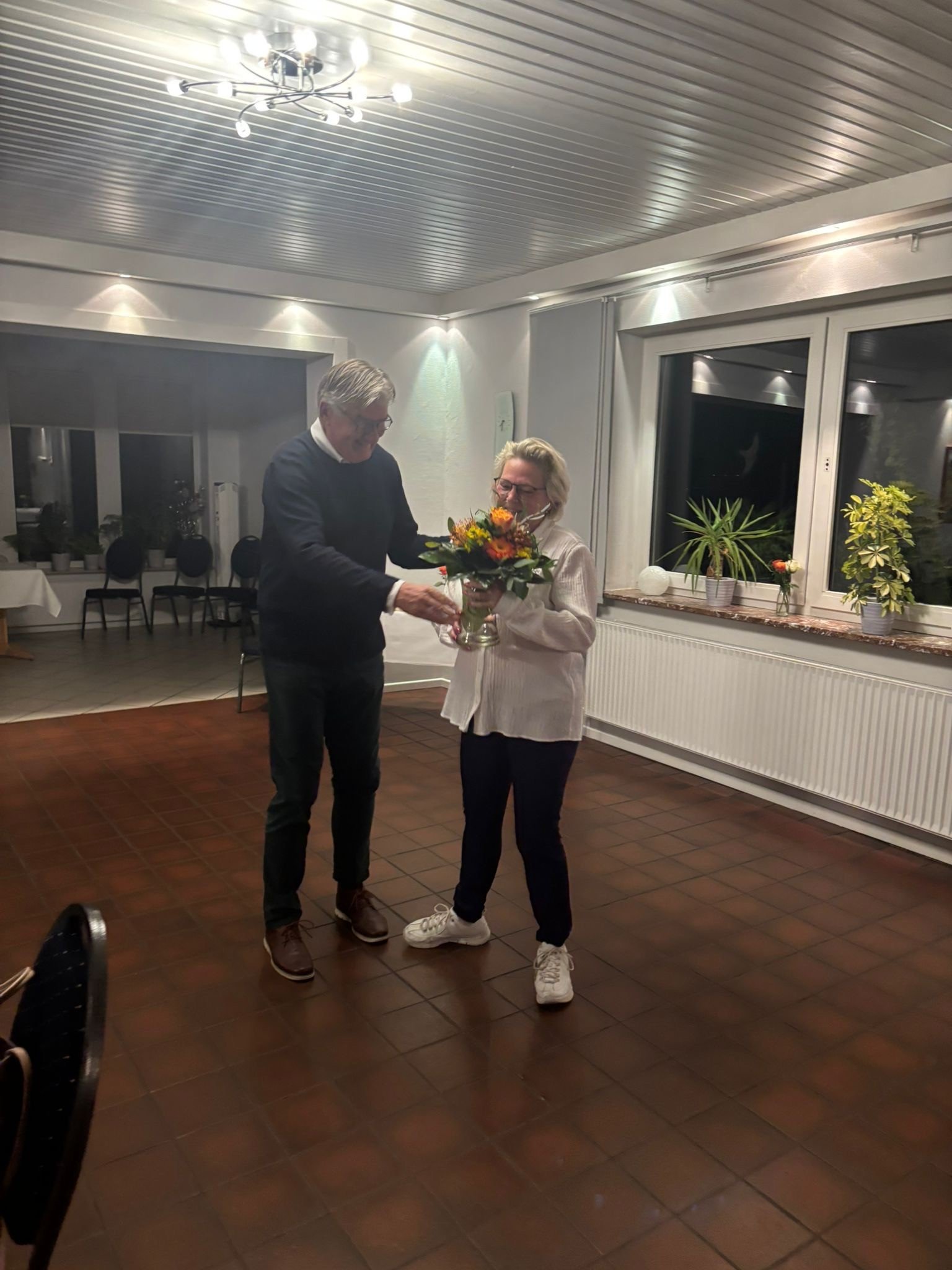 Pr%C3%A4sident%20sagt%20Dankesch%C3%B6n%20an%20Marika Pr%C3%A4sident%20sagt%20Dankesch%C3%B6n%20an%20Marika