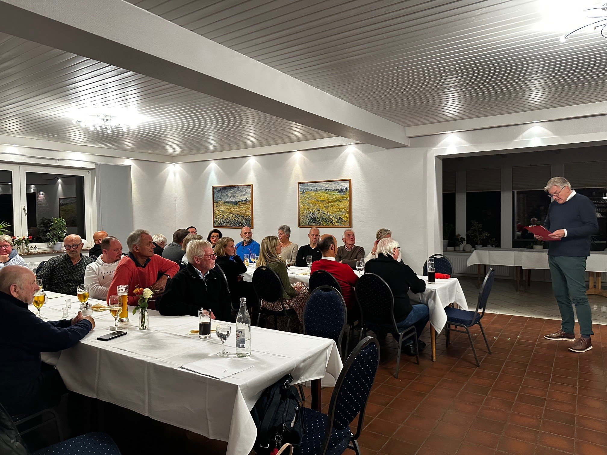 Essen%20und%20Siegerehrung%20bei%20Hinz Essen%20und%20Siegerehrung%20bei%20Hinz